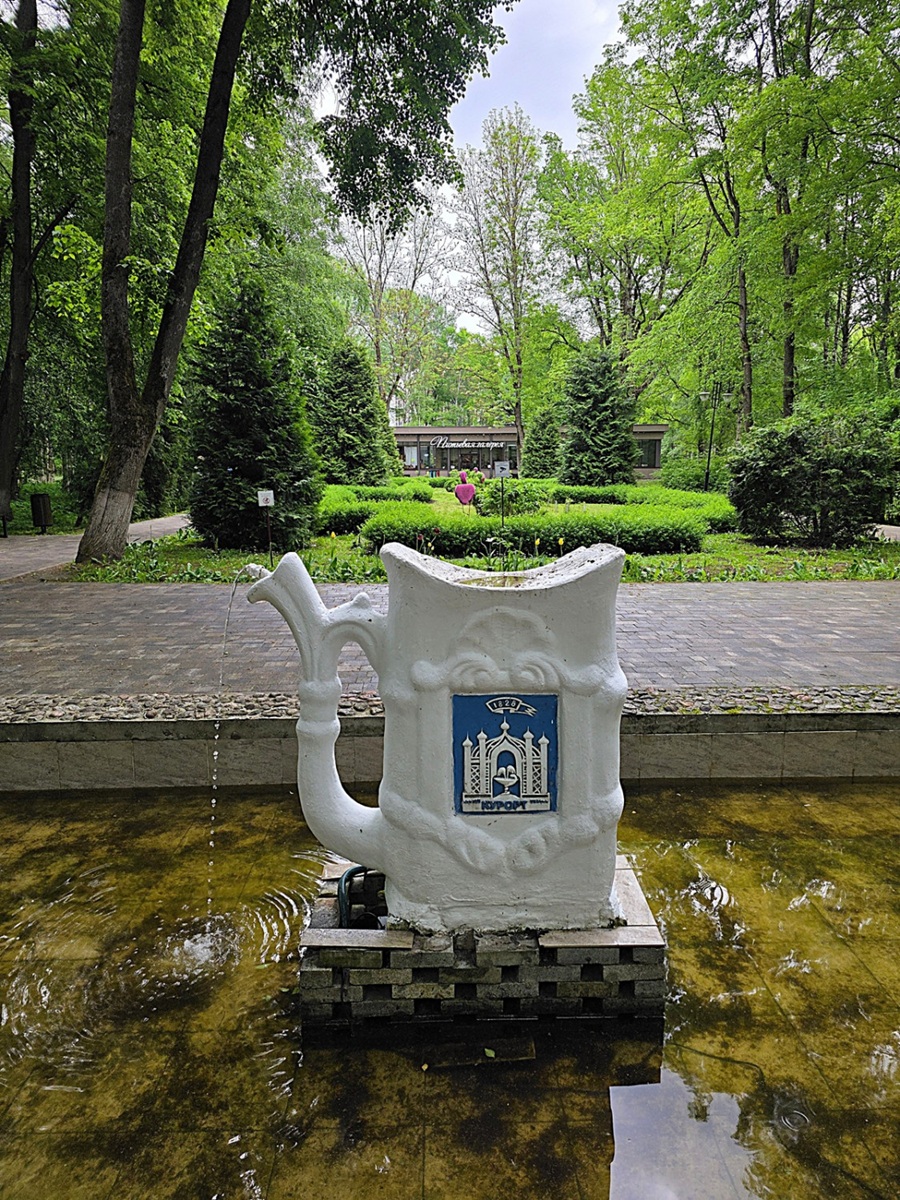 Старая Русса. В парке курорта
