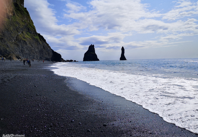"Пальцы дракона" Reynisdrangar возле Вика
