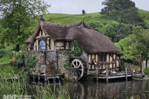 /shared/upload/IMAGES/Galery/New_Zealand_2025/hobbitton-20251110-183847-wd-marked.jpg