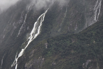 /shared/upload/IMAGES/Galery/New_Zealand_2025/milford-sound-20251118-110347-wd-marked.jpg